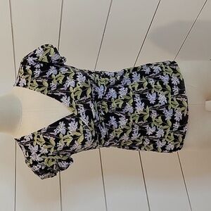 LOFT Ann Taylor XS petite black stretchy top with purple flowers